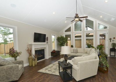 Vaulted Livingroom